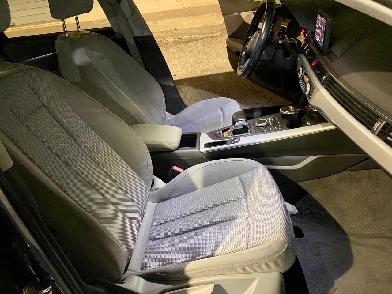 Audi A4 2.0 TDI 150 CV ultra S tronic Design.12/2015