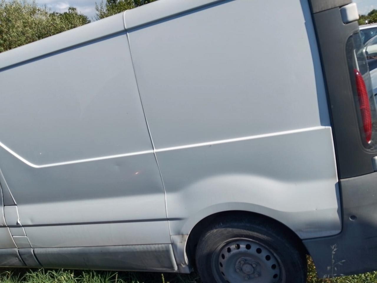 Opel Vivaro 25 1.9 DI PC-TN Furgone