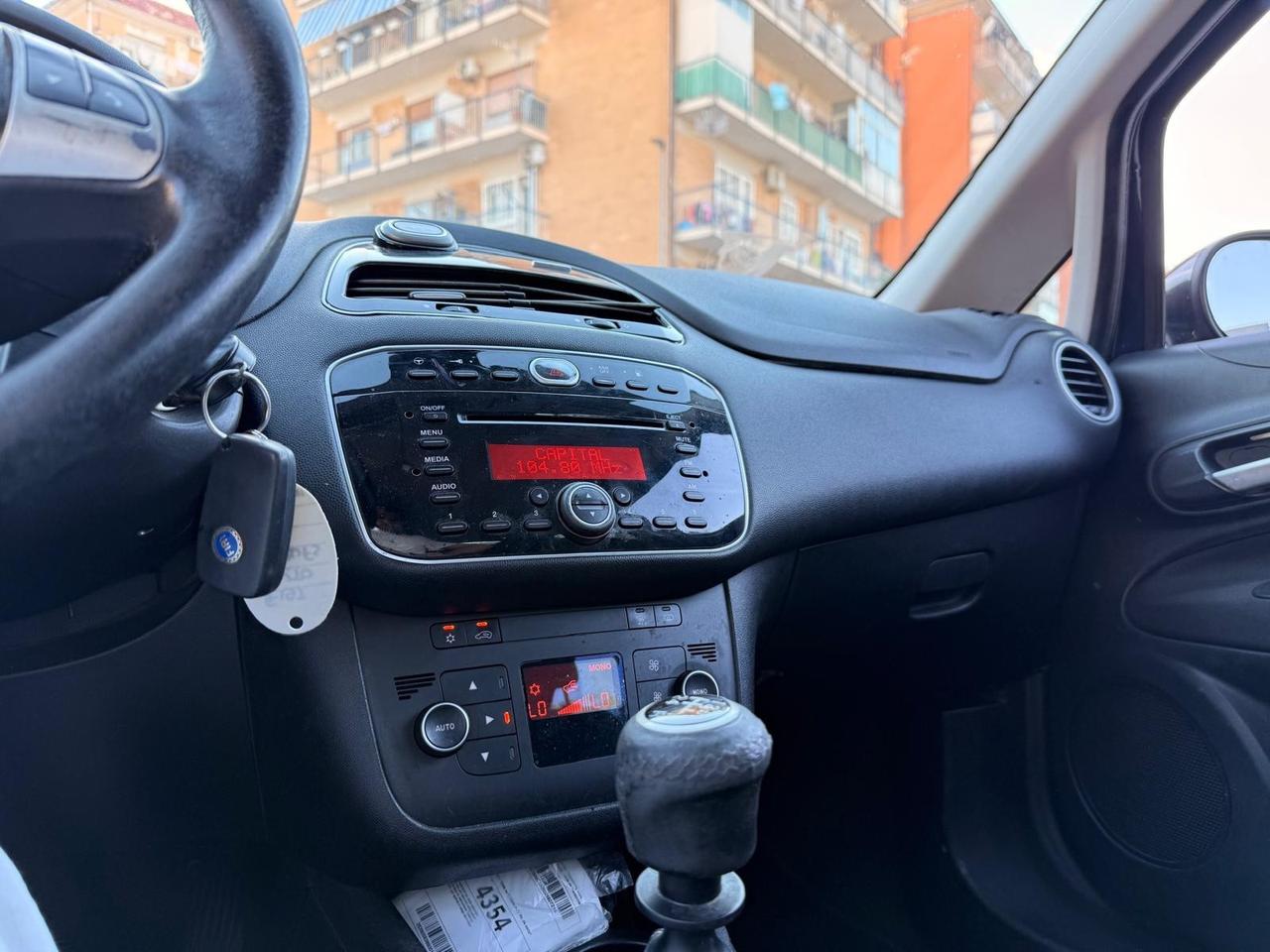 Fiat Punto 1.4 8V 3 porte Natural Power Street
