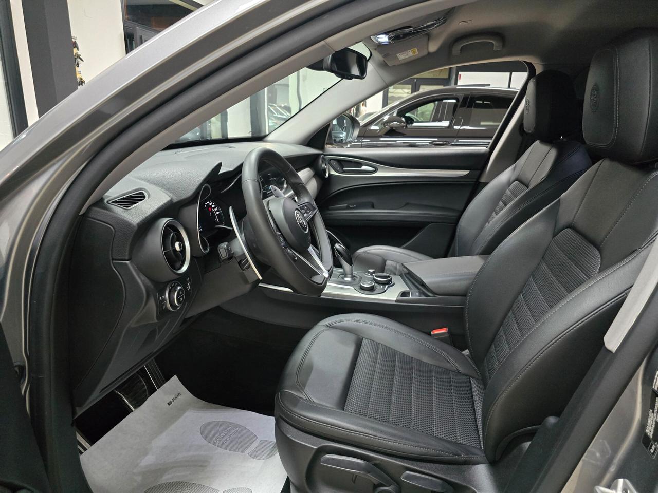 Alfa Romeo Stelvio 2.2 Turbodiesel 210 CV AT8 Q4 Executive