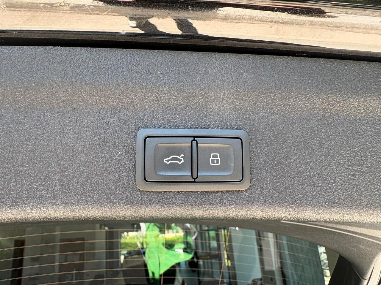 Audi A6 AUDI A6 AVANT 55 TFSIe QUATTRO S LINE - FULL!!!