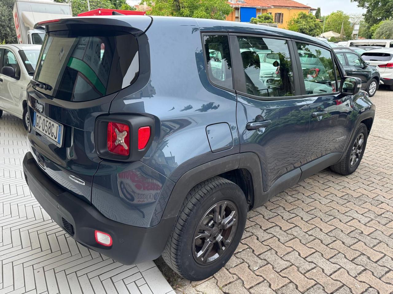 Jeep Renegade 1.6 Mjt DDCT 120 CV Business