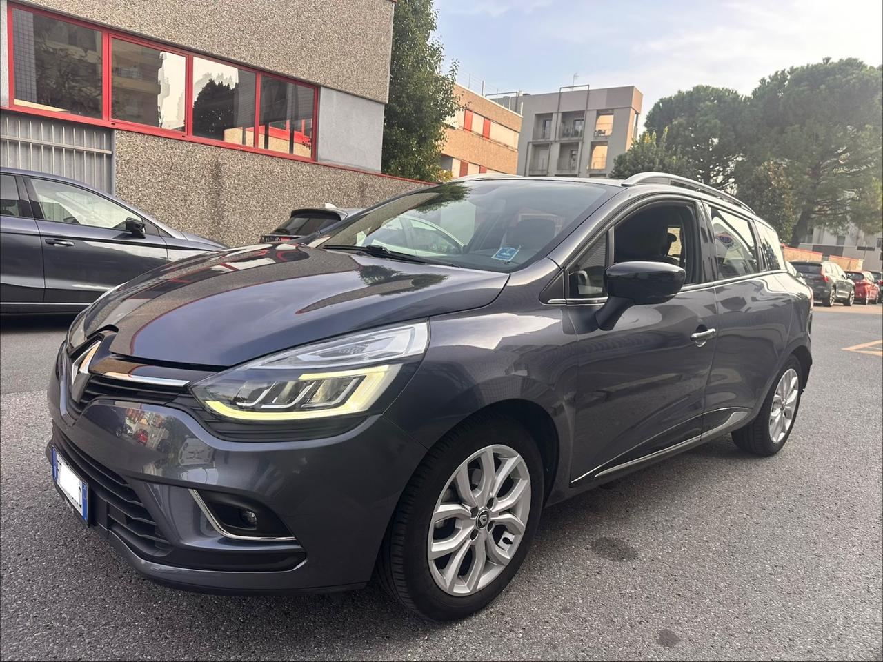 Renault Clio Sporter TCe 12V 75 CV Moschino Intens - euro 6