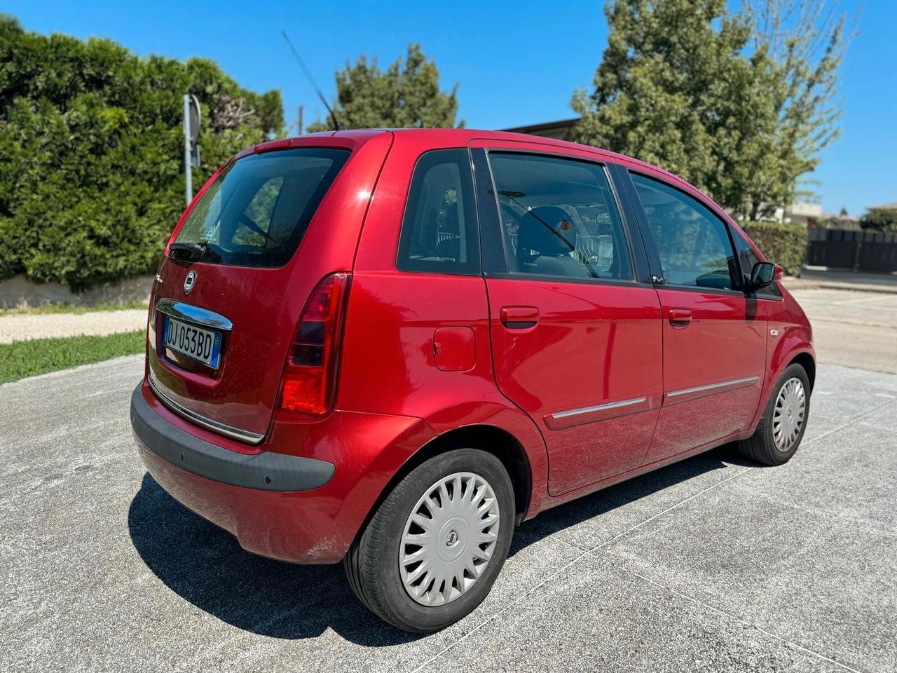 Lancia MUSA 1.4 16V Platino Plus