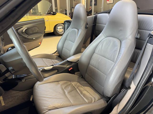PORSCHE 911 Carrera 3.4 CABRIO / BOOK SERVICE PORSCHE