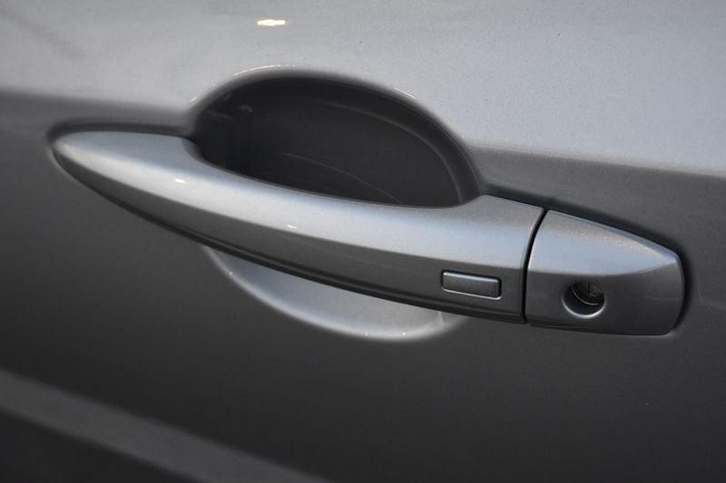 Nissan Juke 1.0 DIG-T 114 Mt N-Connecta