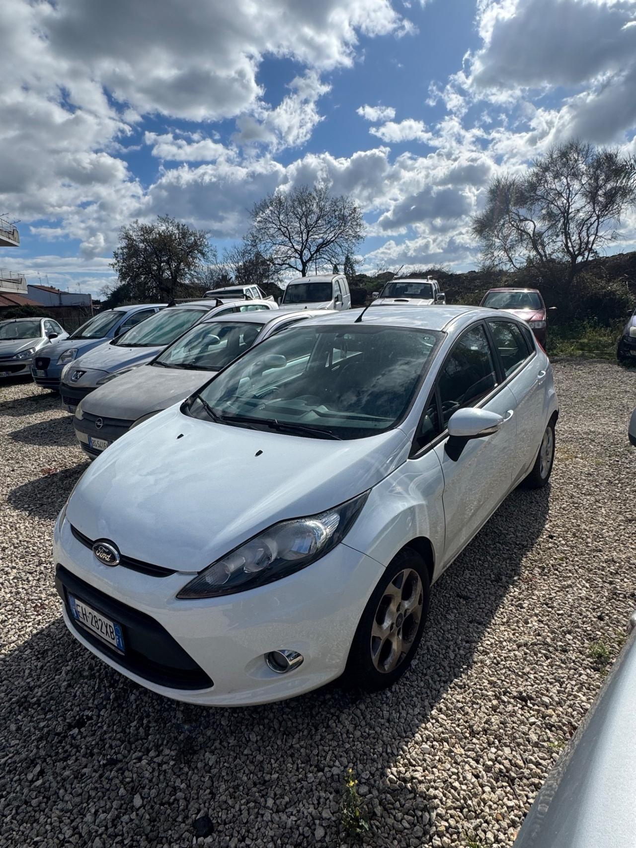 Ford Fiesta 1.4 TDCi 5p. Ghia