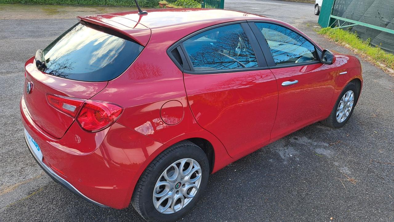 Alfa Romeo Giulietta 1.6 JTDm - AUTOMATICA