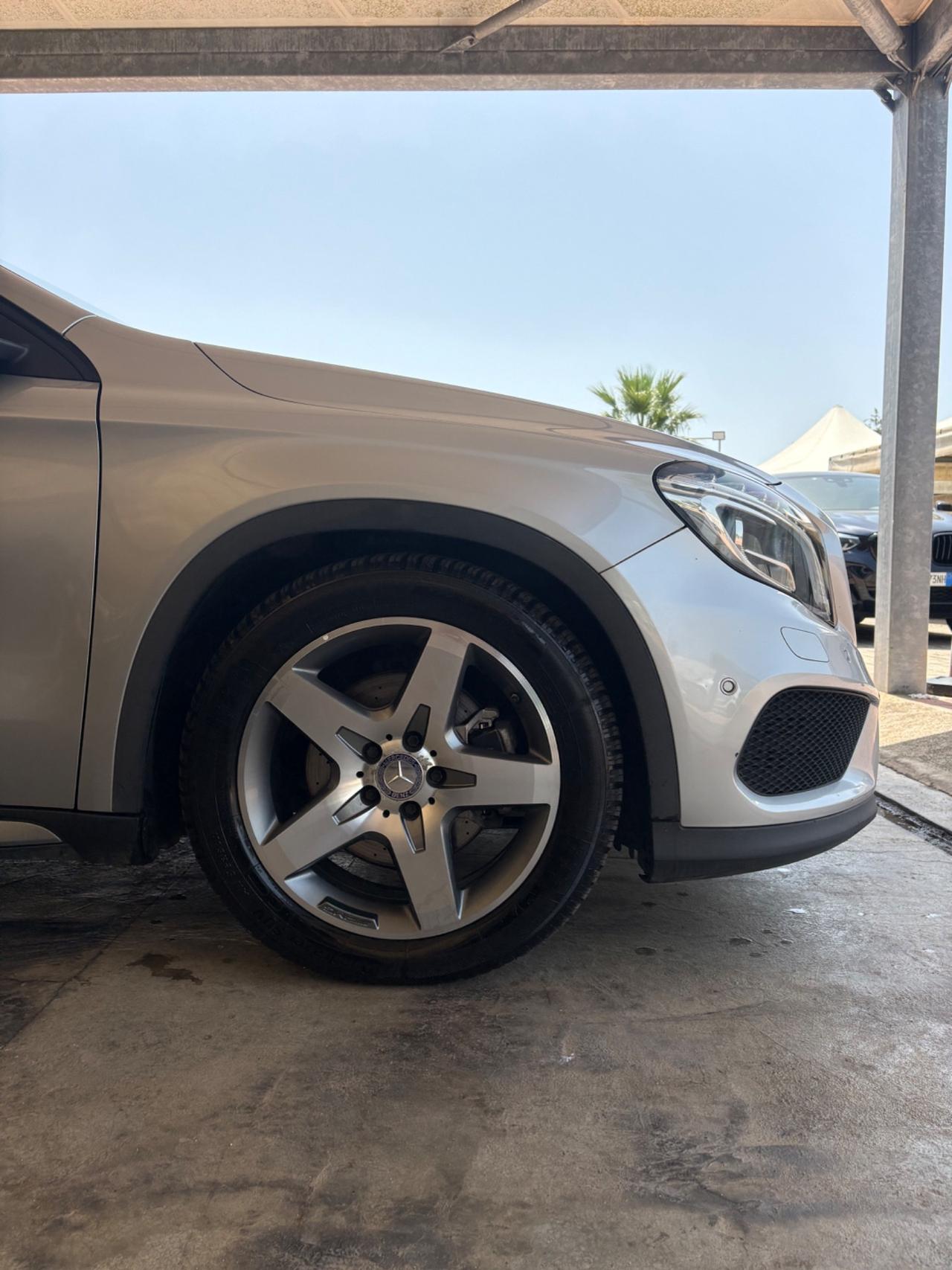 Mercedes-benz GLA 220 d Automatic 4Matic Premium