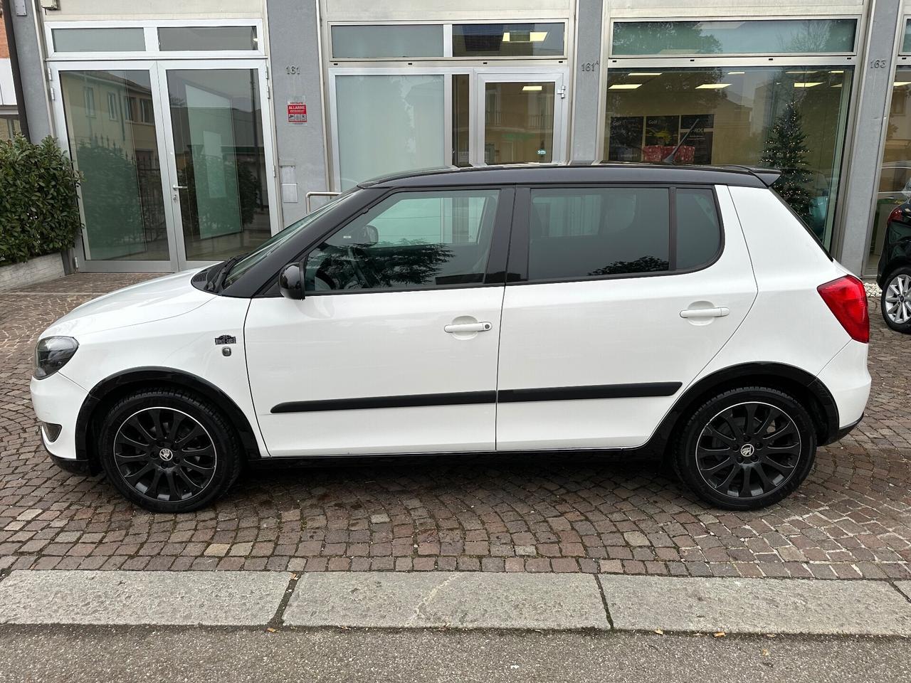 Skoda Fabia 1.2 70CV 5p. Monte-Carlo