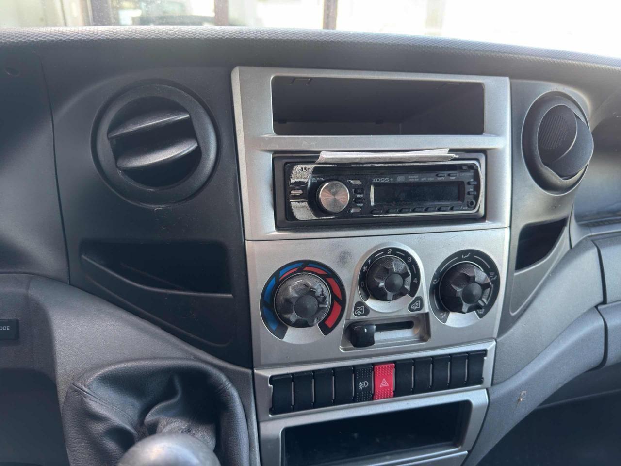 Iveco Daily 35 2.3 ISOTERMICO+FRIGO FNAX ATP+GANCIERE CARNI-
