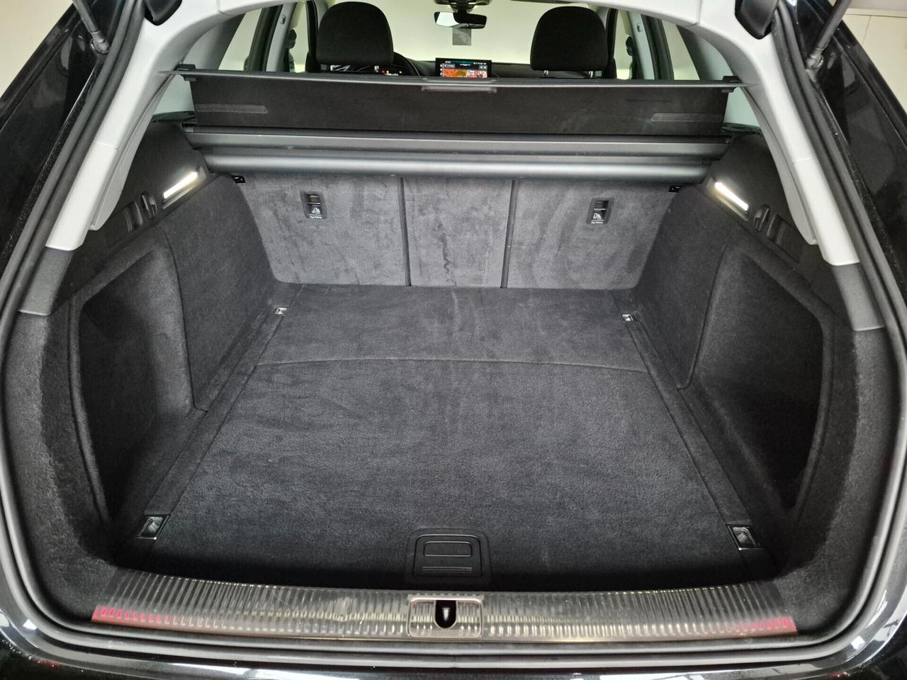 Audi A4 AVANT 35TDI MHEV S TRONIC FULL-LED NAVI CARPLAY