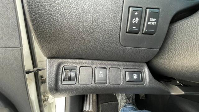 Nissan Navara 2.3 dci d.cab N-Connecta 4wd 190cv auto E6