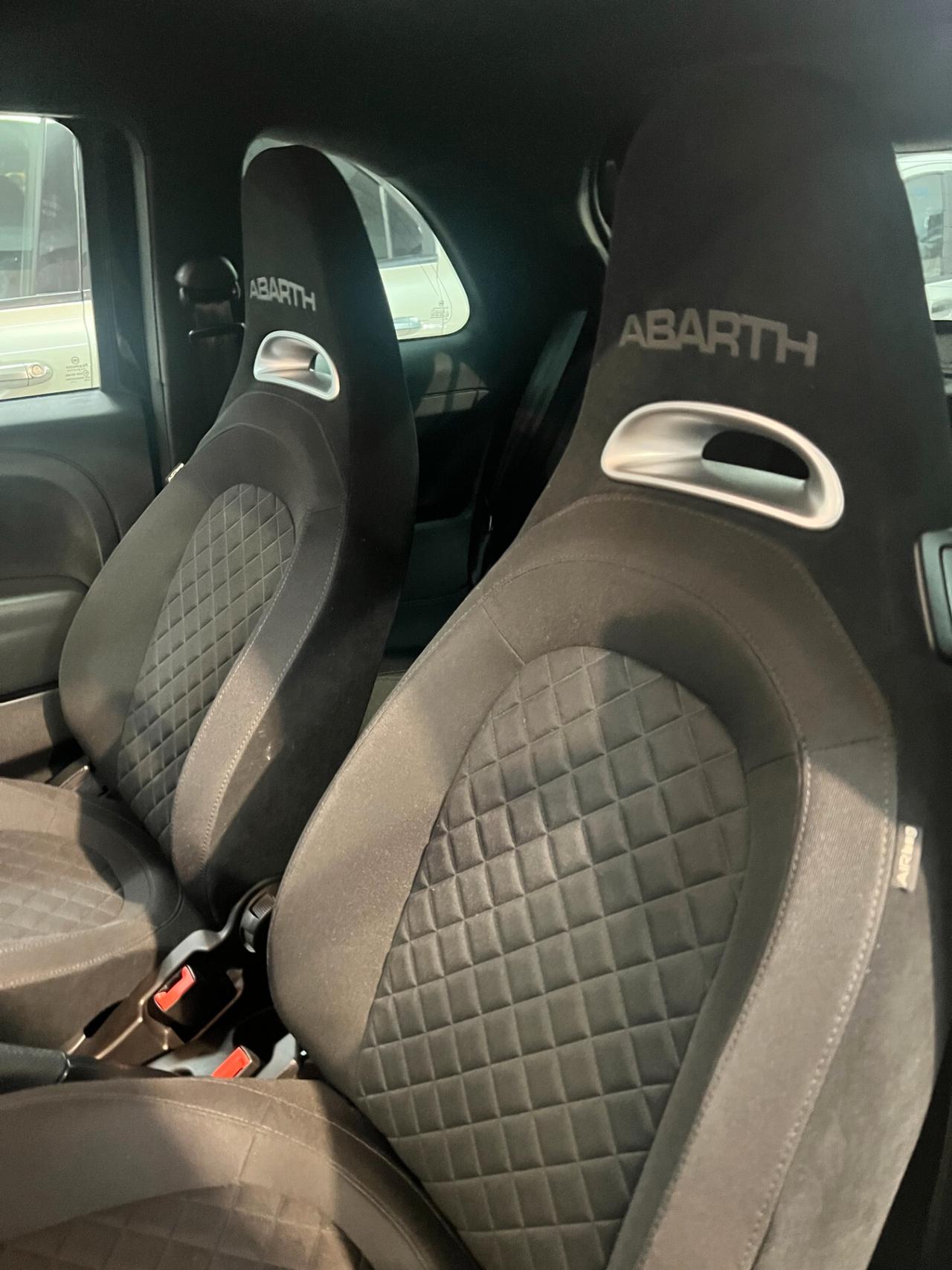 Abarth 595 1.4 Turbo T-Jet 165 CV