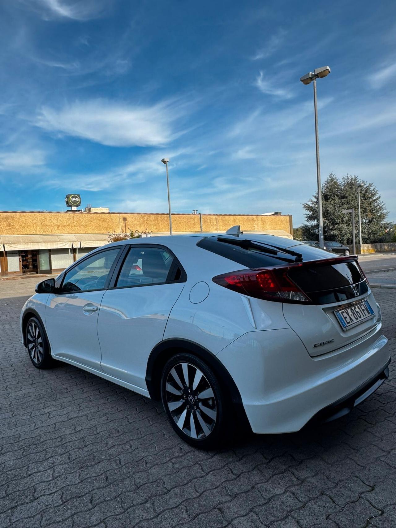 Honda Civic 1.4 i-VTEC Sport