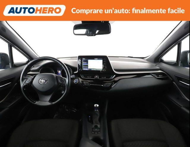 TOYOTA C-HR 1.8 Hybrid E-CVT Business