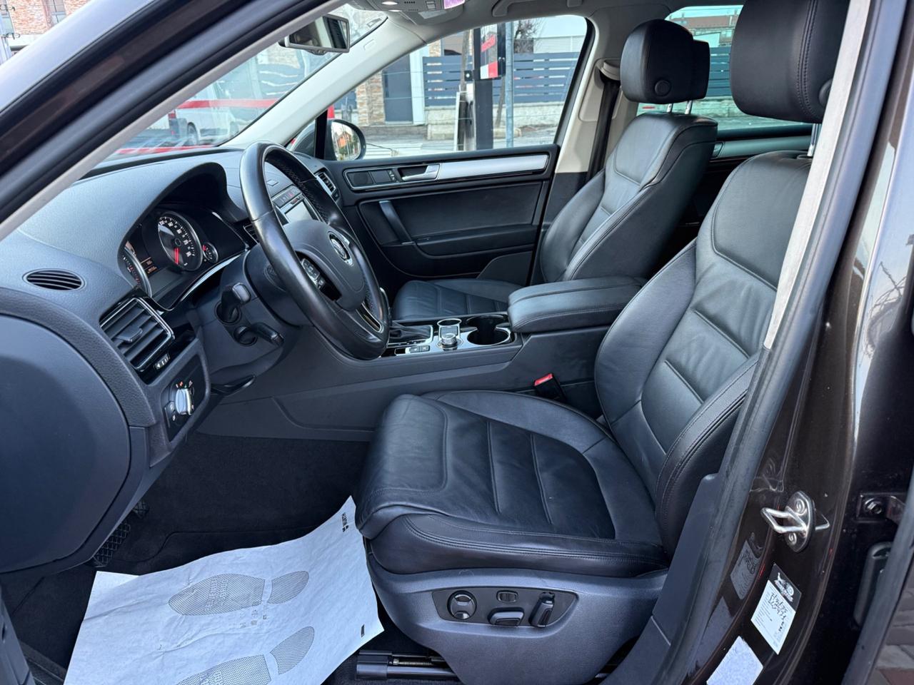 Volkswagen Touareg 3.0 TDI 204 CV . Executive