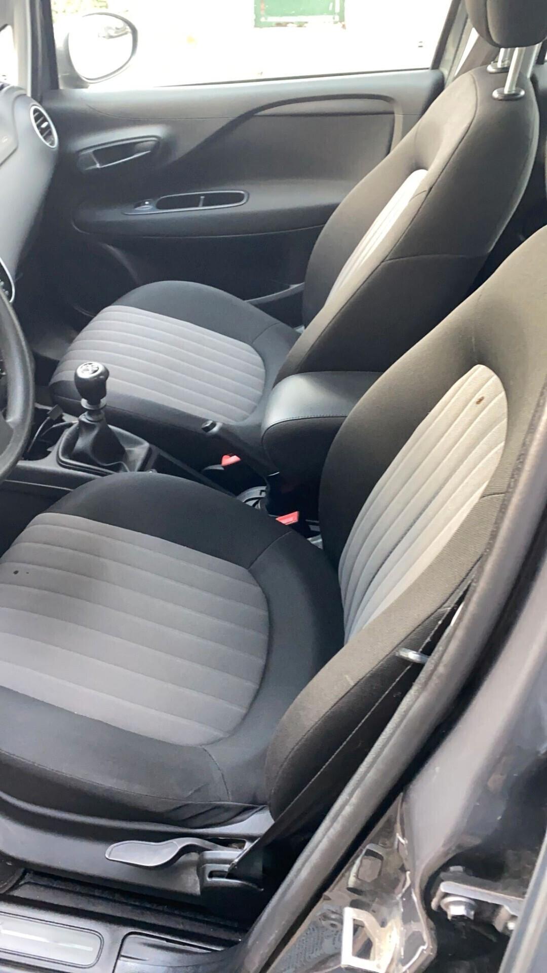Fiat Punto 1.4 8V 5 porte Natural Power Street
