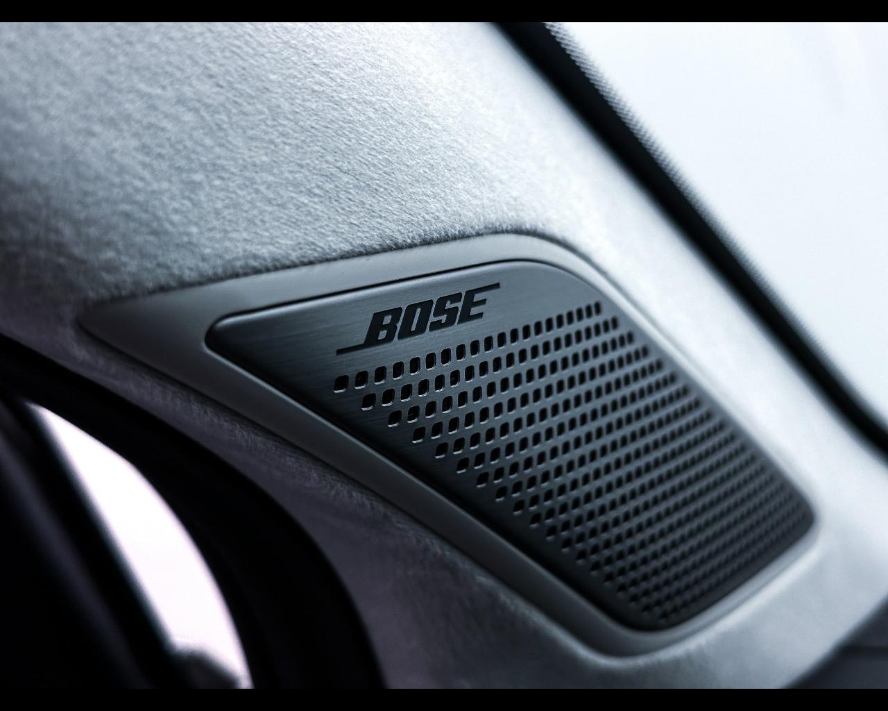 HYUNDAI IONIQ9 110 KWH 4WD CALLIGRAPHY 6PPERF+DM