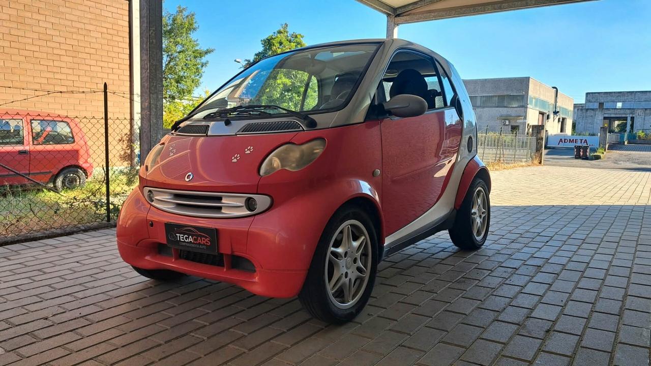 Smart ForTwo 700 coupé pure (45 kW)