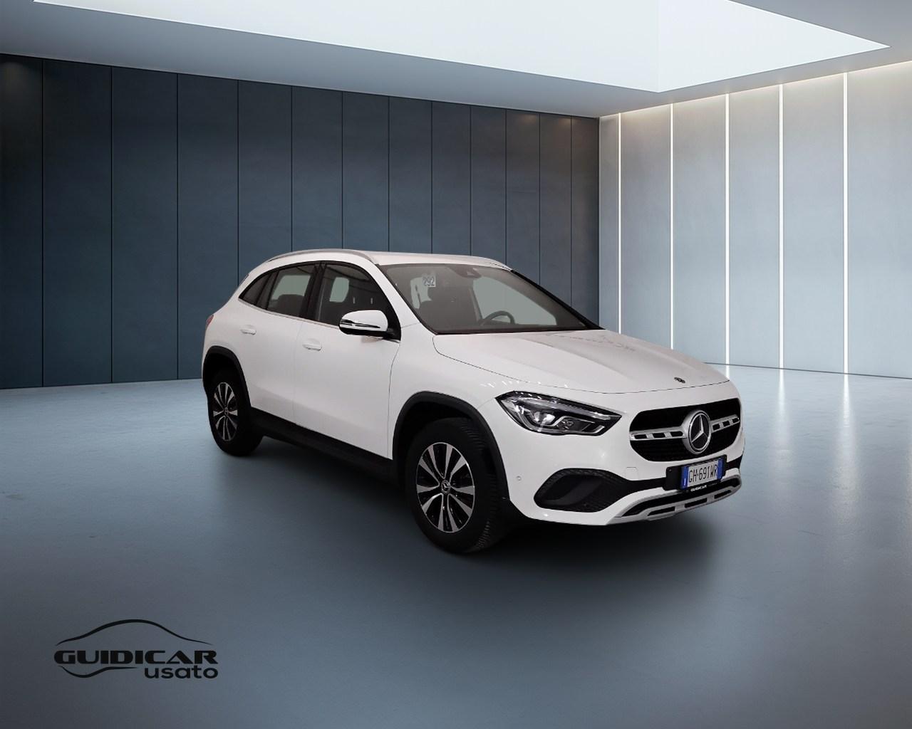 Mercedes-Benz GLA-H247 2020 - GLA 180 d Sport auto