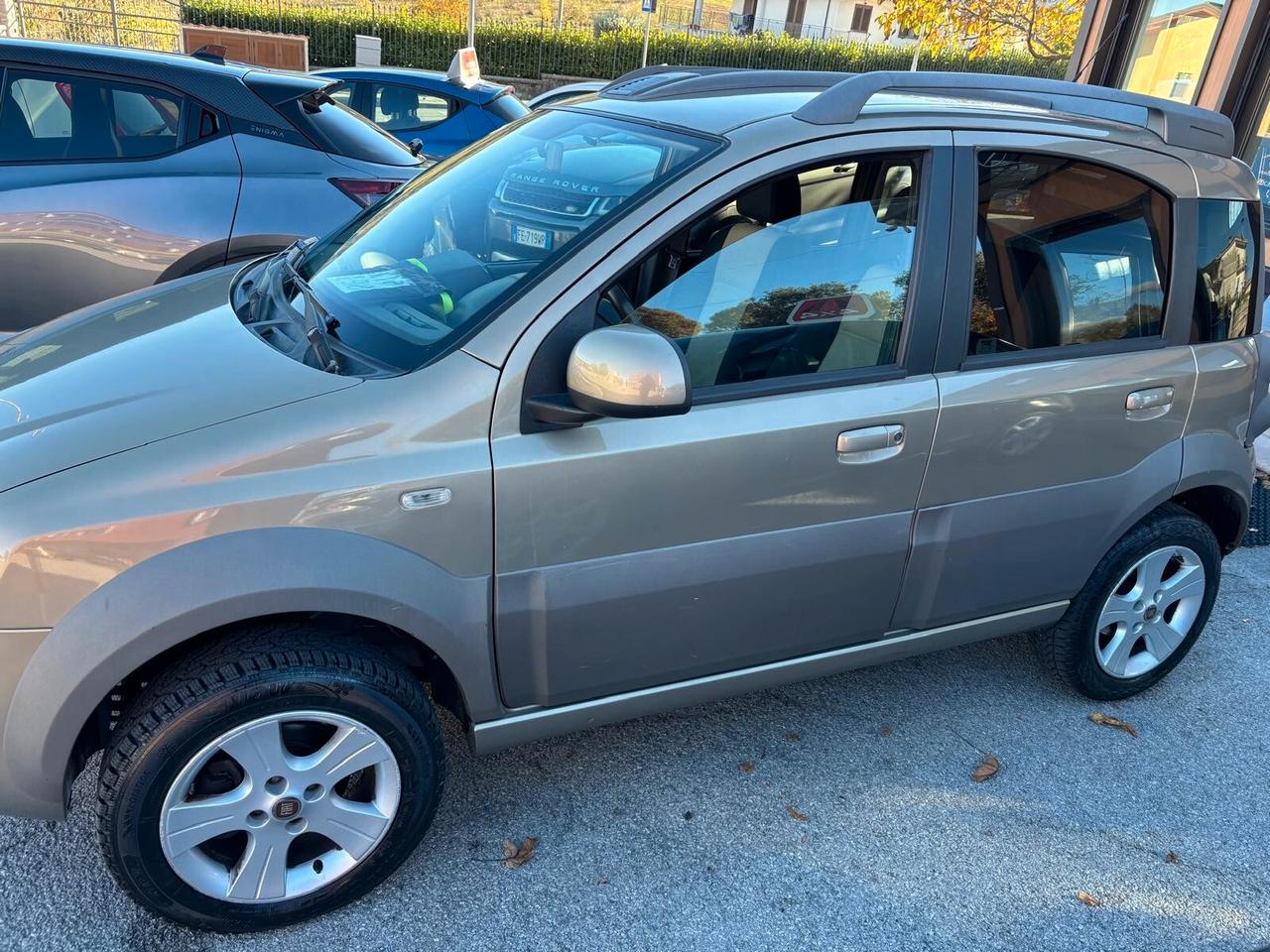 Fiat Panda 1.3 MJT 16V DPF 4x4 CROSS ELD