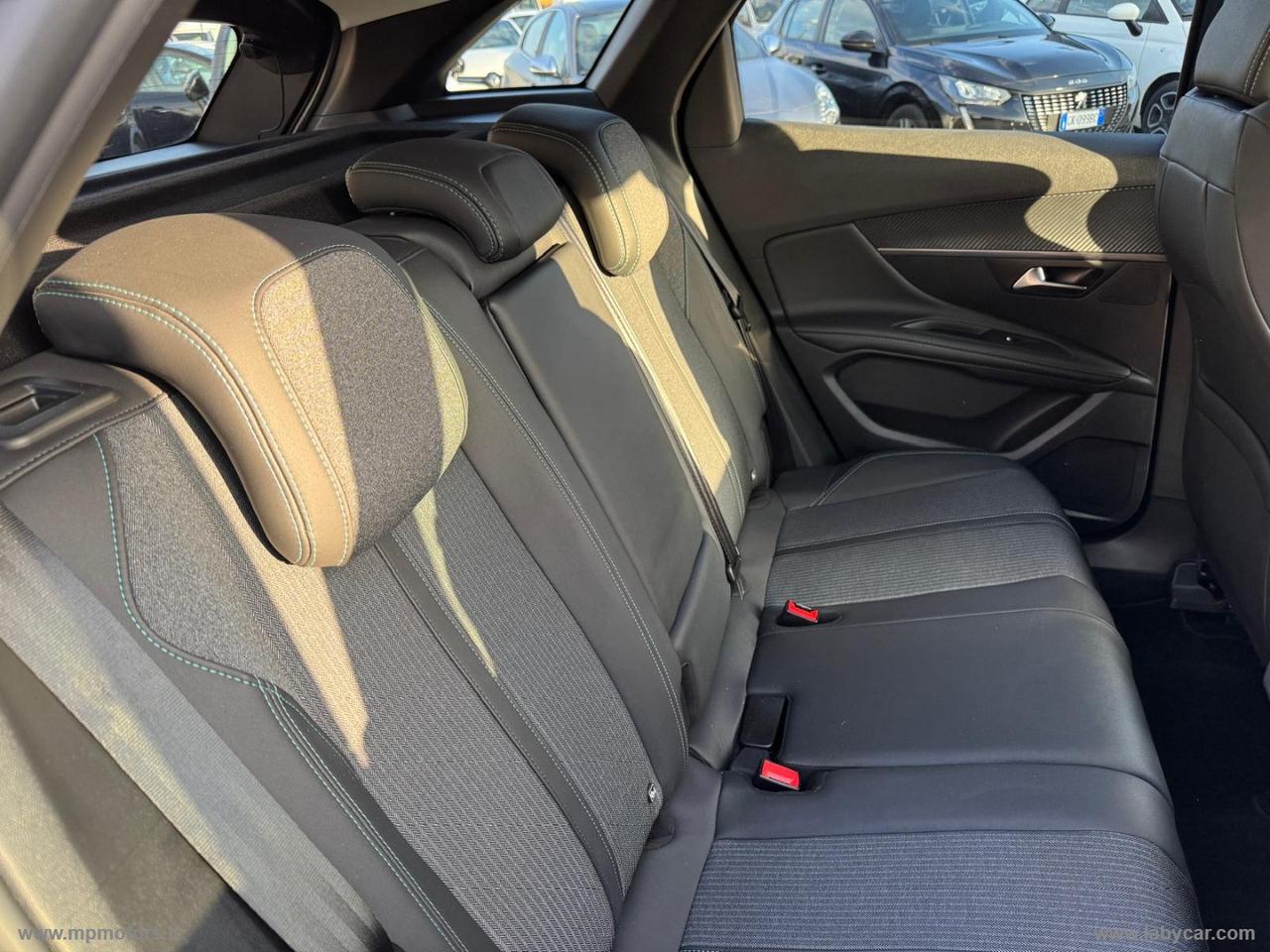 PEUGEOT 3008 ALLURE EAT8 1.5 HDi 130CV AUTOMATICA