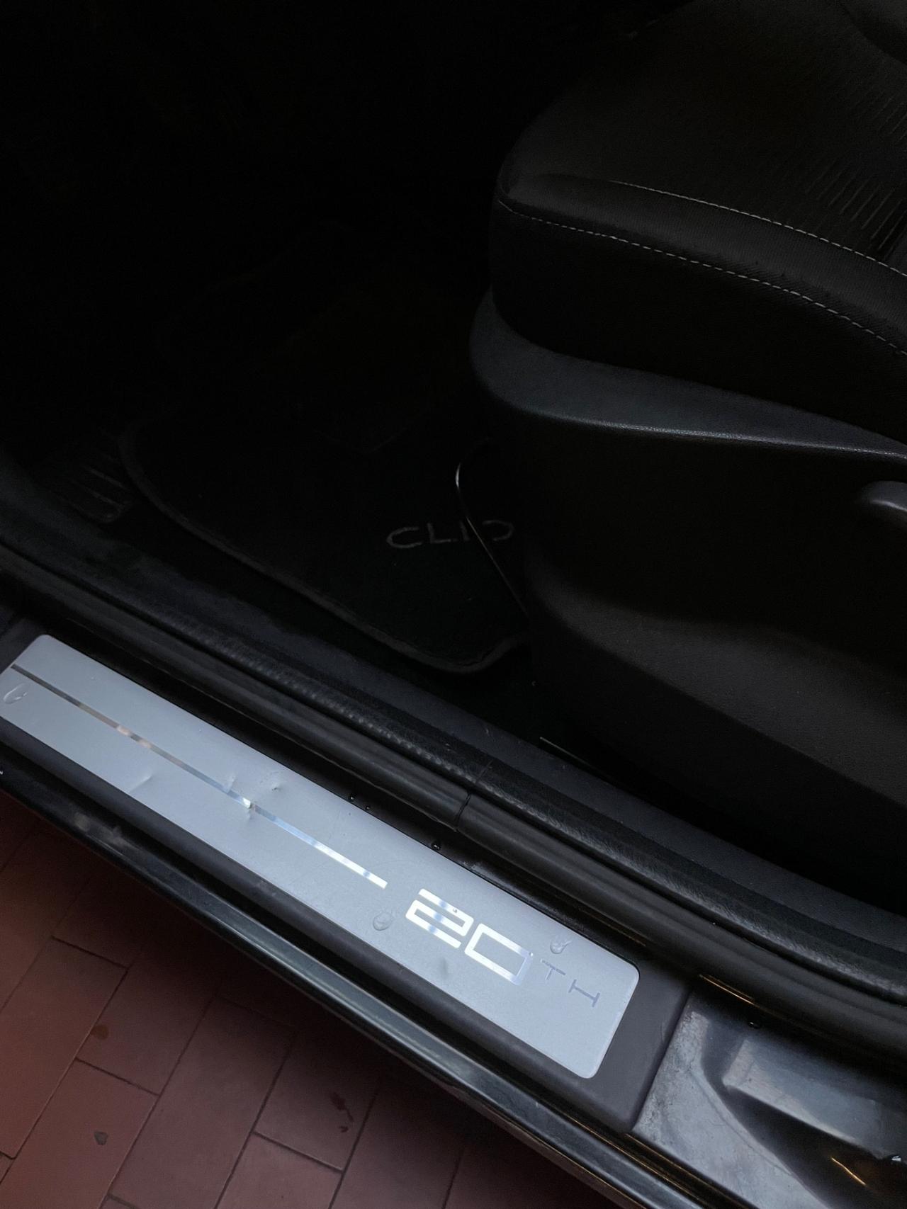 Renault Clio 1.2 Neopatentati Euro 5