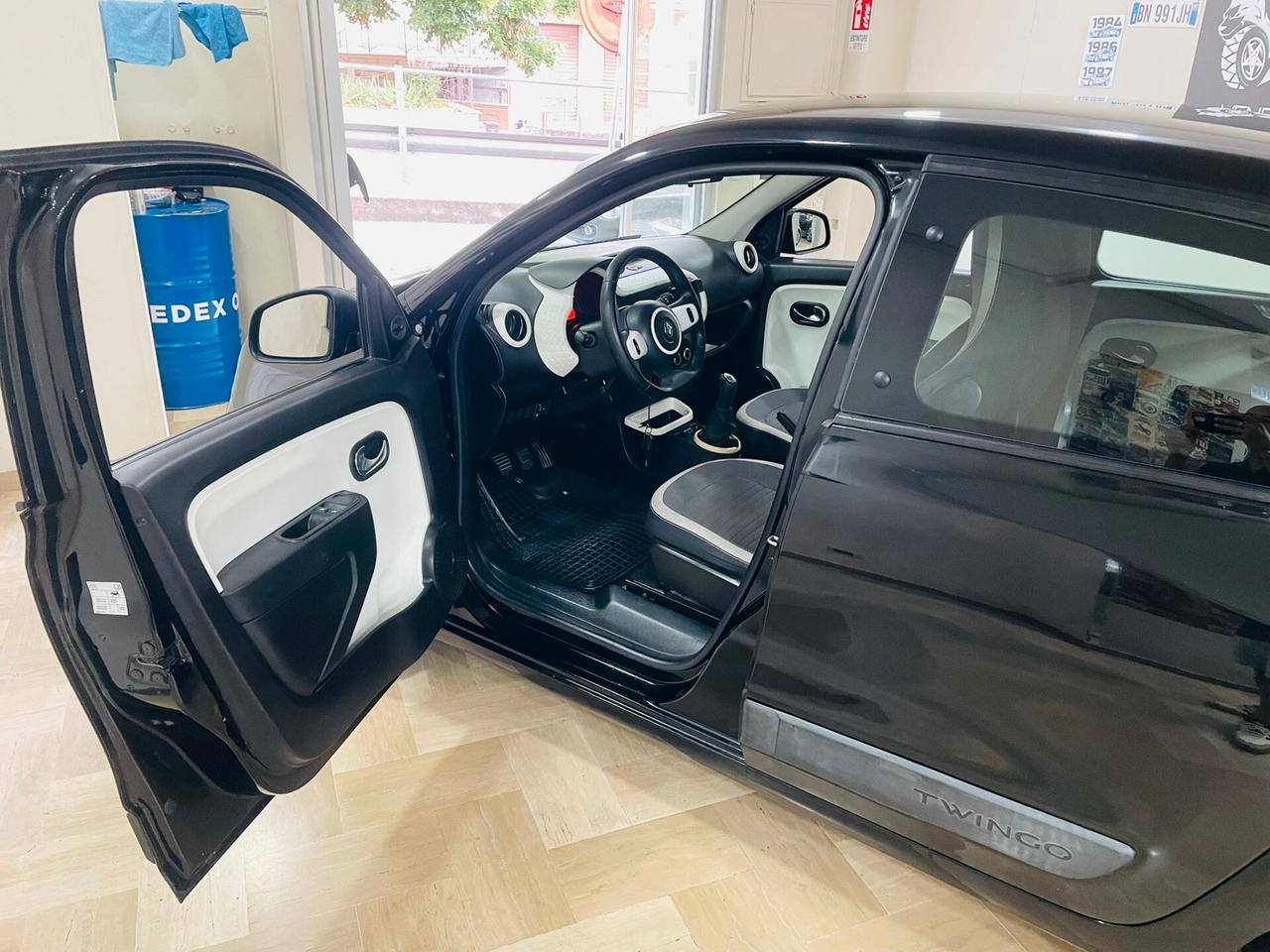 Renault Twingo 1.0 SCe Intens
