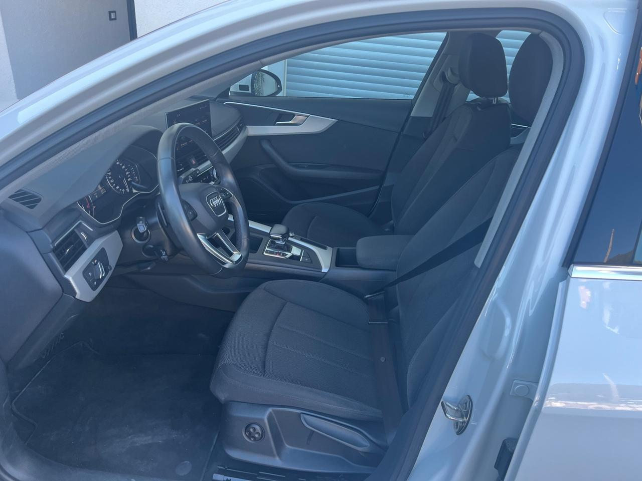 Audi A4 Avant 40 g-tron S tronic Business Advanced