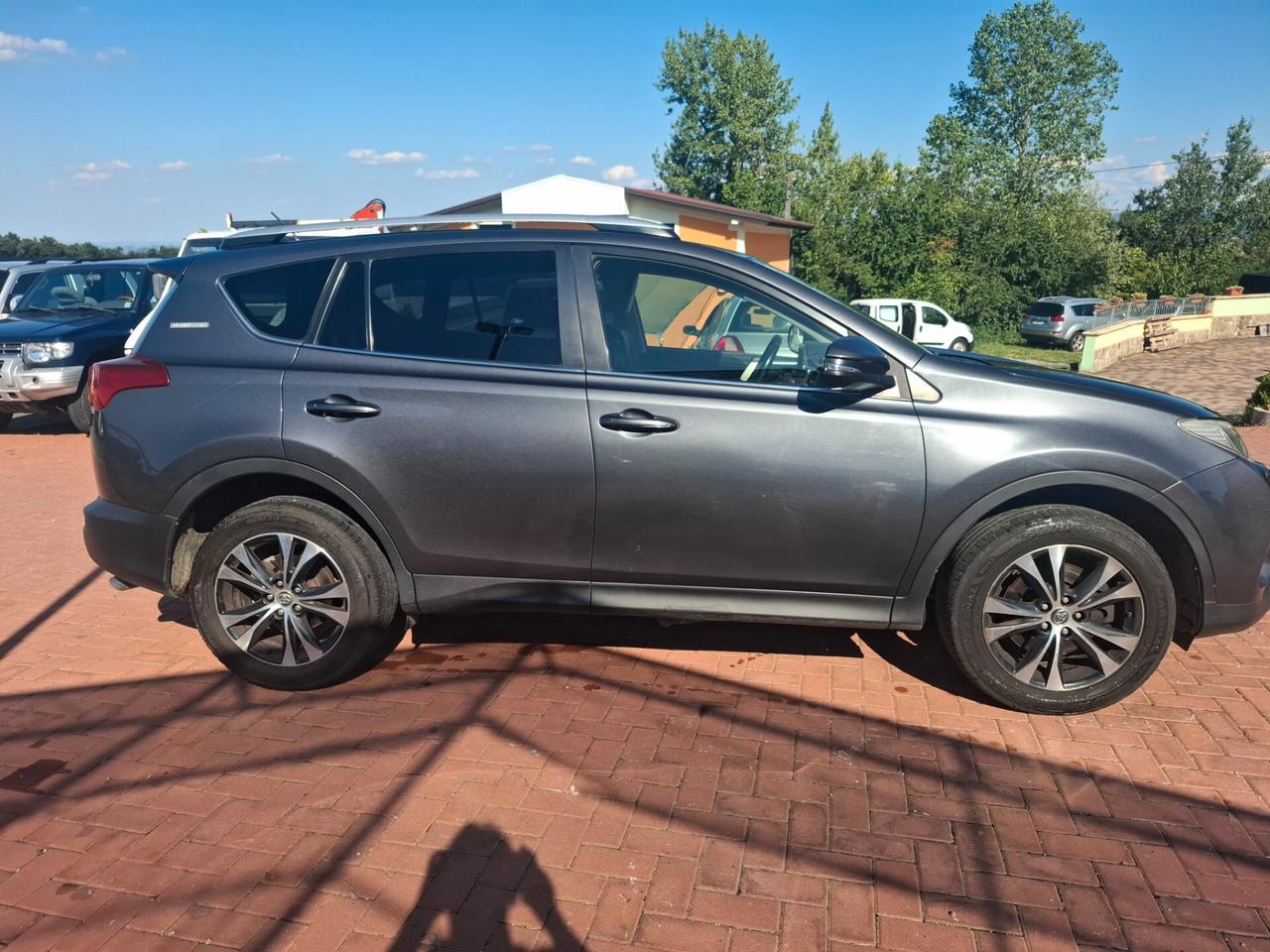 Toyota RAV 4 RAV4 2.0 D-4D 2WD Active