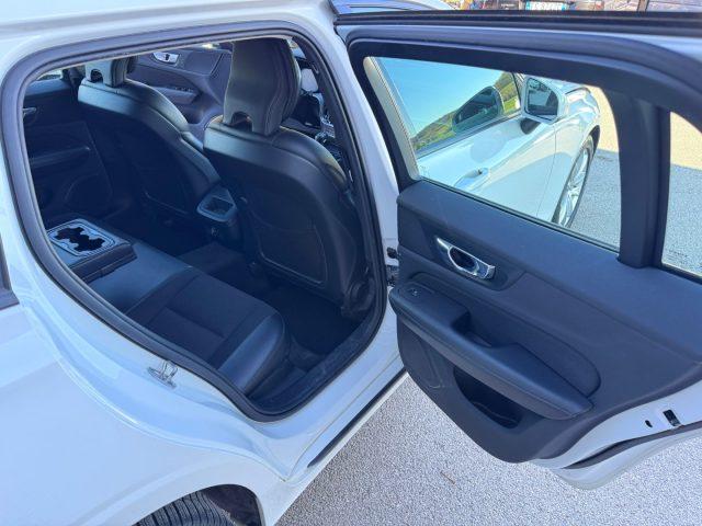 VOLVO V60 D3 2.0 DIESEL Geartronic R-design FULL LED RDESIGN