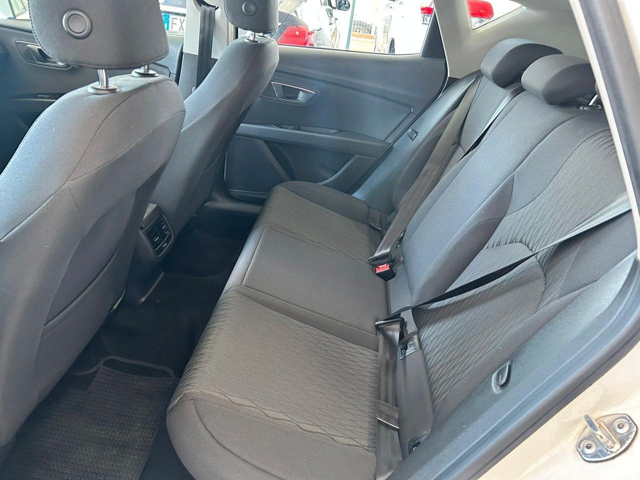 Seat Leon 1.4 TGI x neopatentati 2014