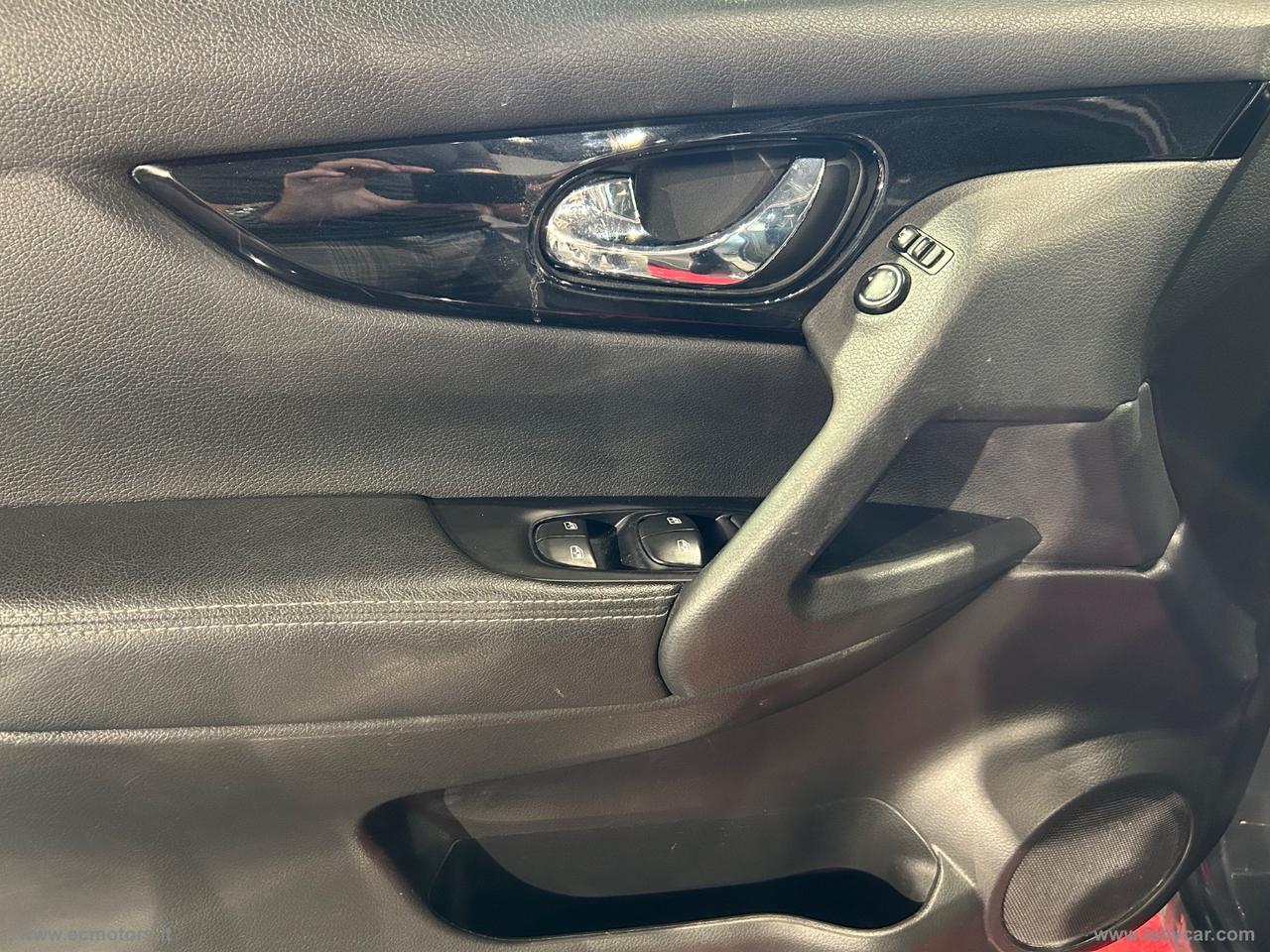 NISSAN Qashqai 1.5 dCi Acenta