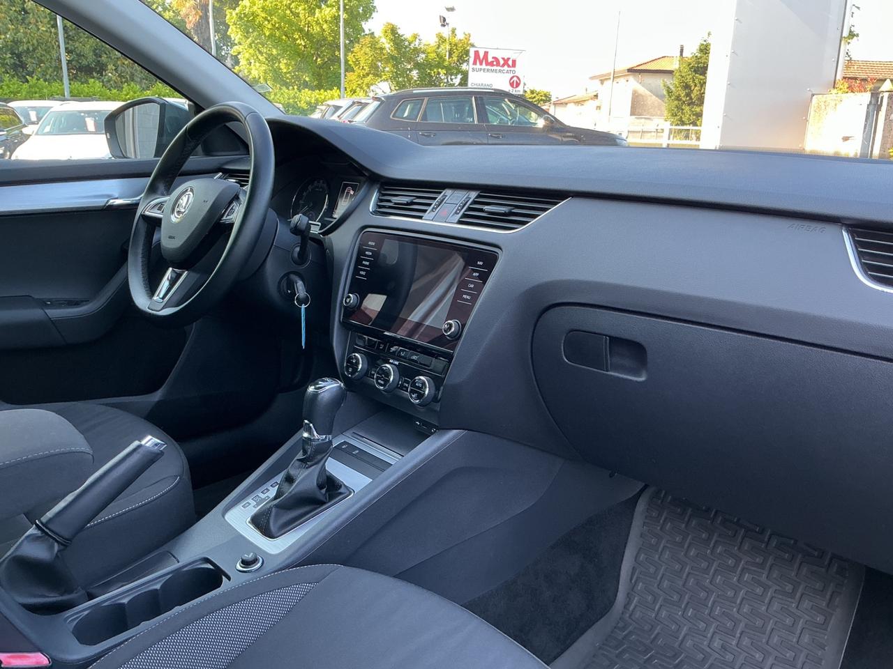 Skoda Octavia 1.6 Diesel Automatica Neopatentati