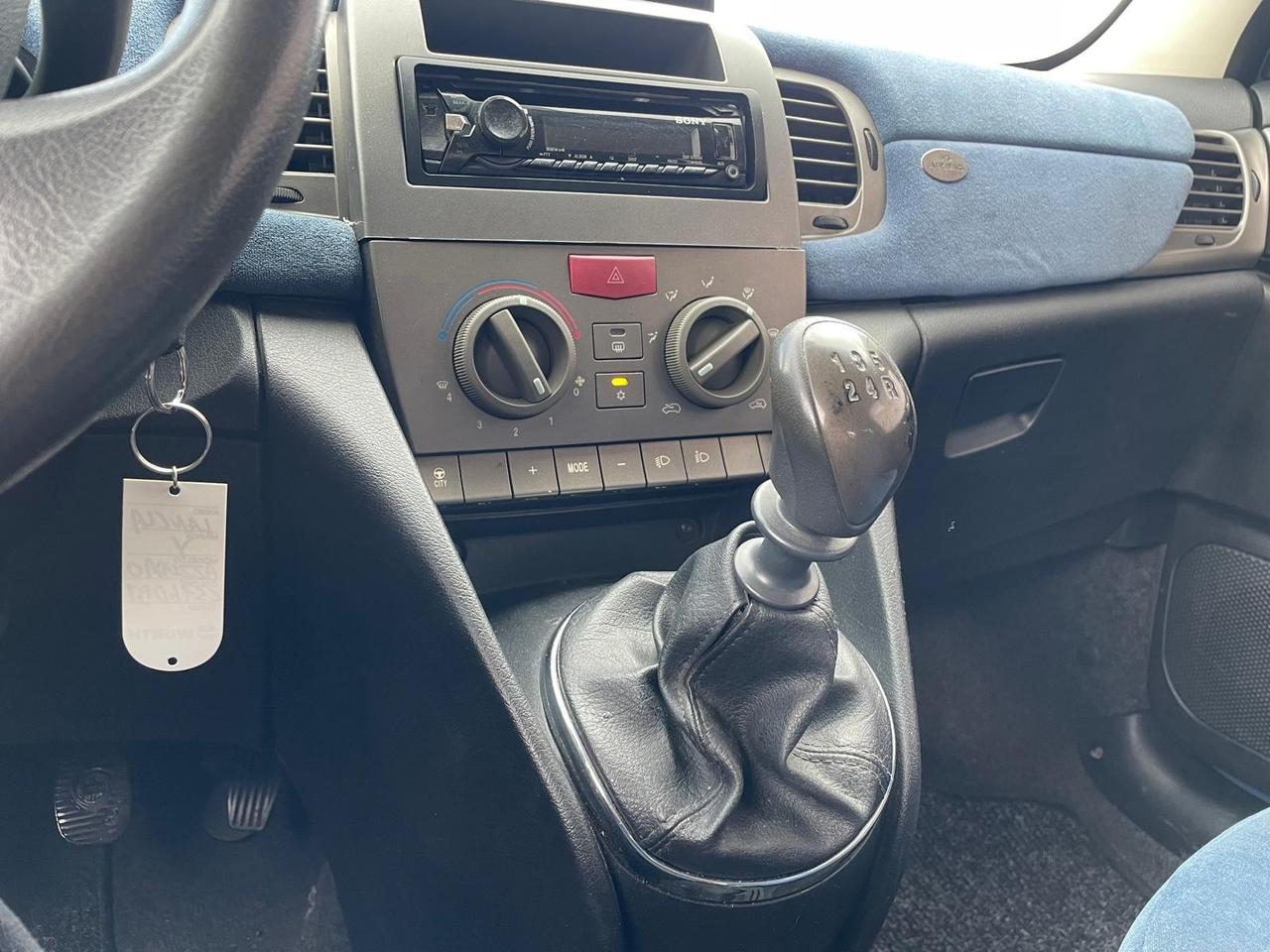 Lancia Ypsilon 1.2 Argento