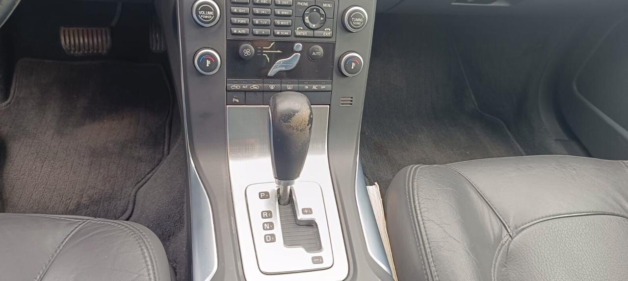Volvo V70 D3 Geartronic Momentum