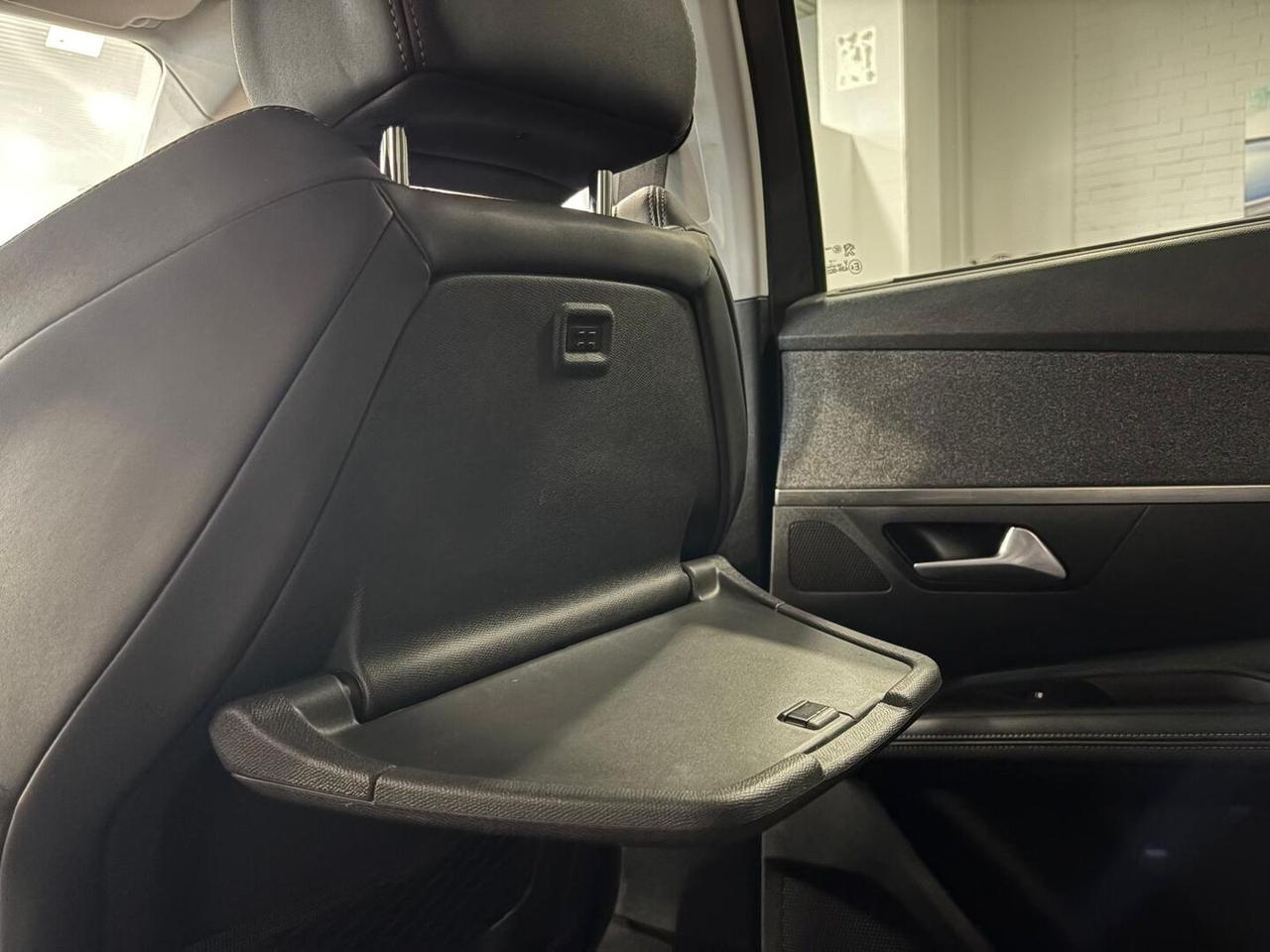 Peugeot 5008 1.5 bluehdi Allure s&s 130cv 7p.ti eat8