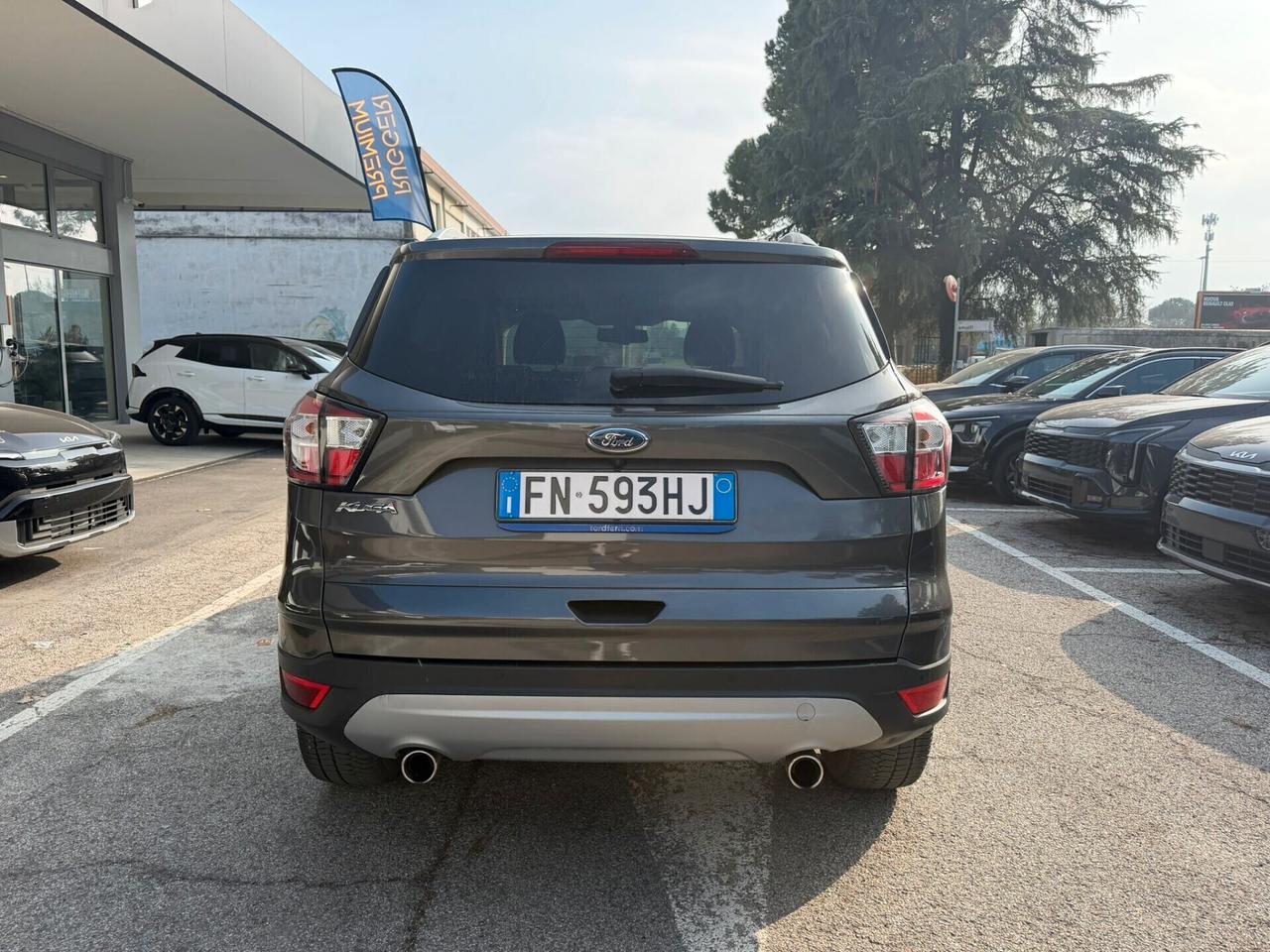 Ford Kuga 1.5 TDCI 120 CV S&S 2WD Powershift Titanium