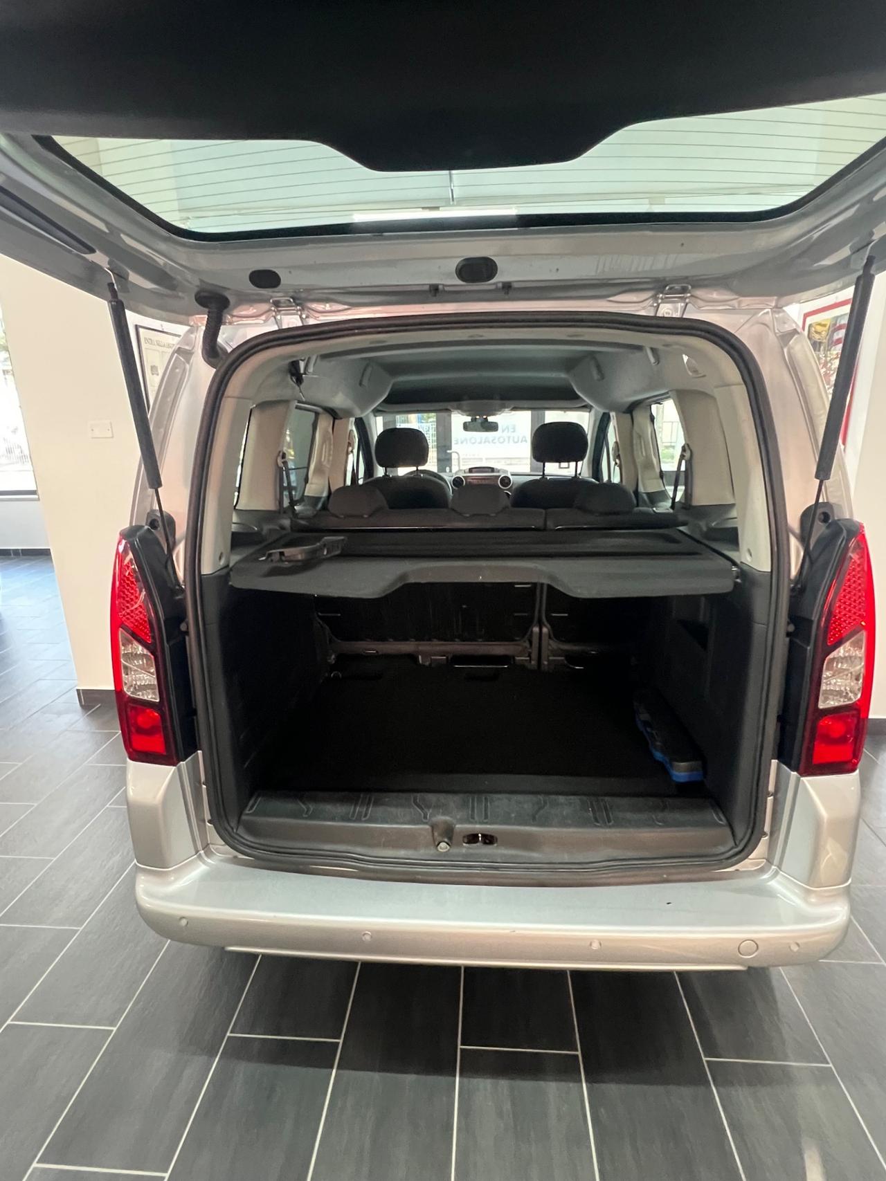 Peugeot Partner Tepee 1.6 HDi 92CV Outdoor