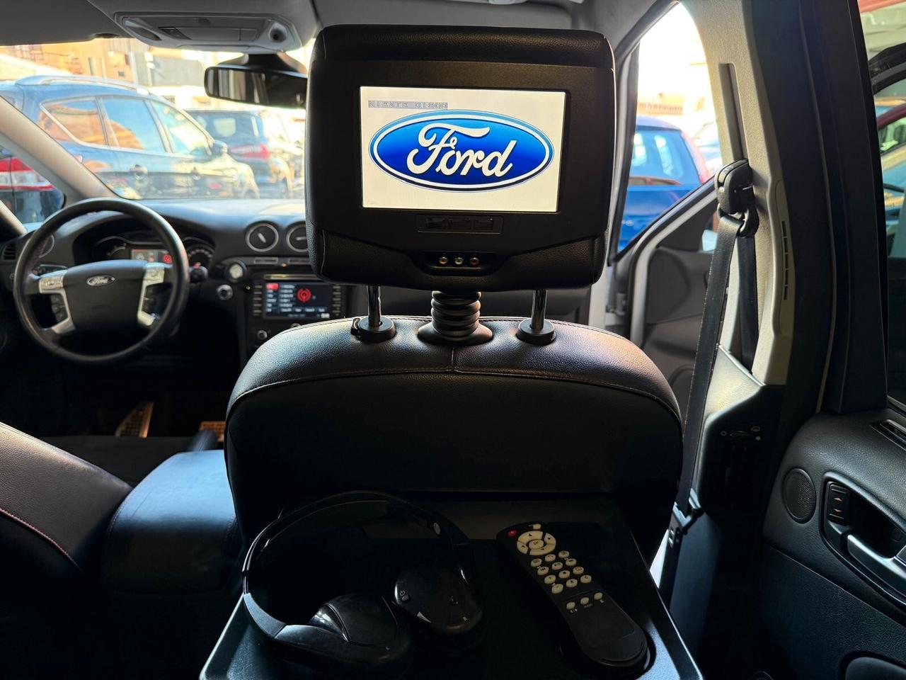 FORD S-MAX 2.0 DIESEL 7 POSTI 2012