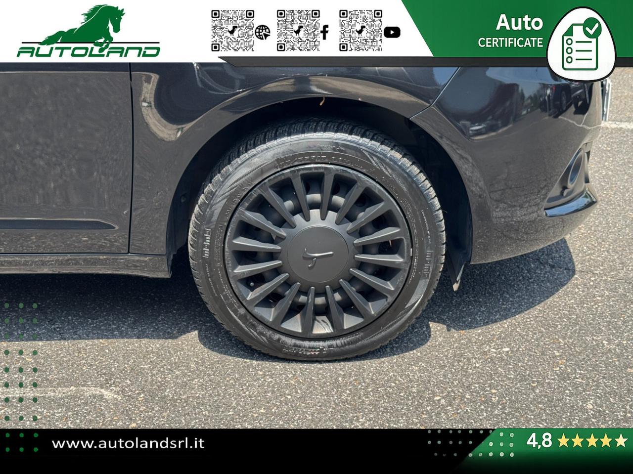 Lancia Ypsilon 1.0 firefly hybrid Silver s&s 70cv