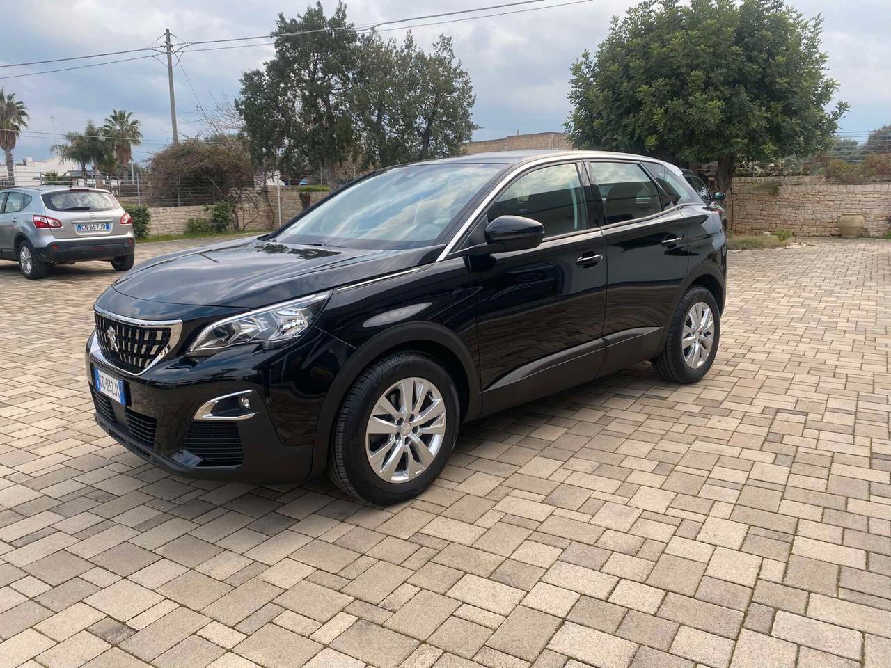 Peugeot 3008 BlueHDi 130 S&S EAT8 Business