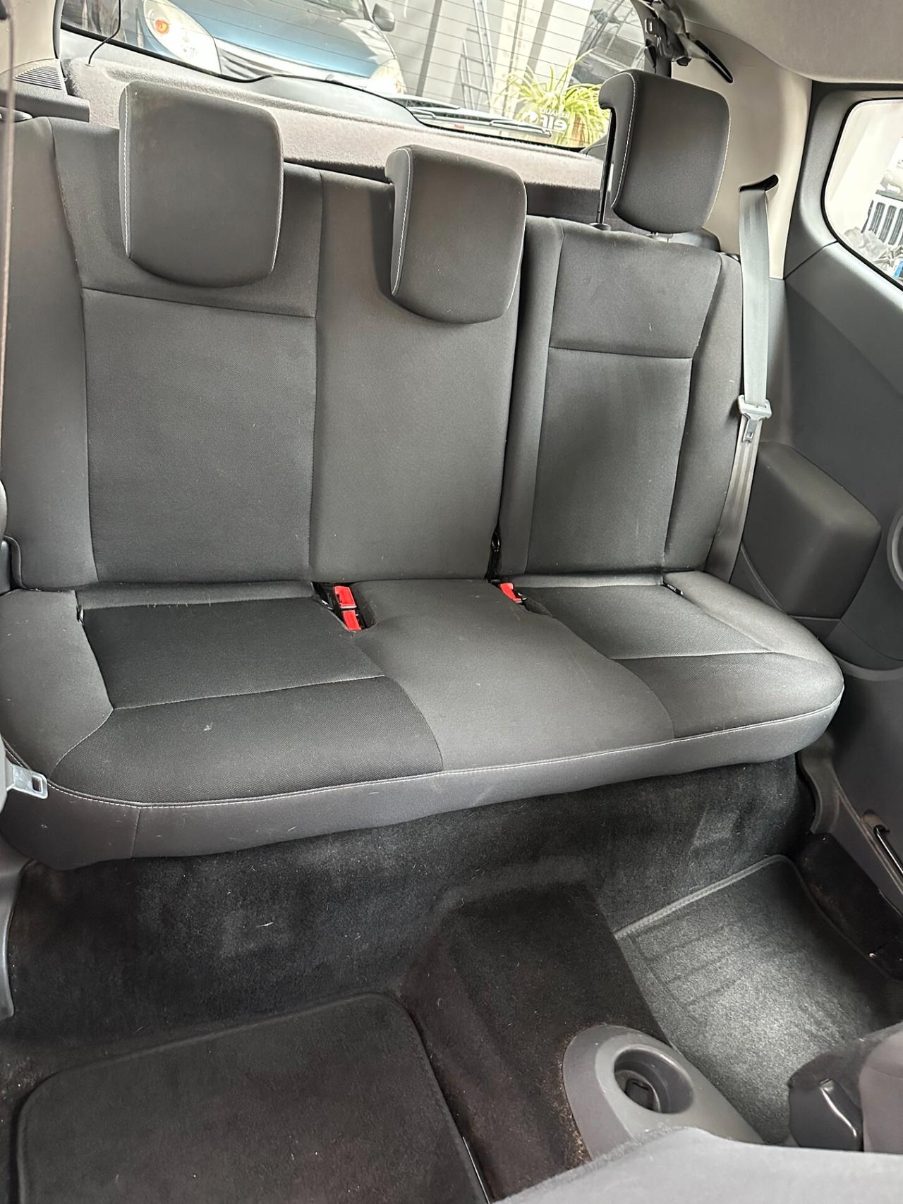 Renault Clio 1.2 Benz, Euro 5A, pari al nuovo e uni propriet