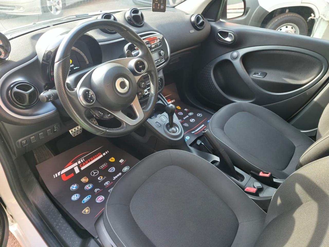 Smart ForFour 70 1.0 twinamic Superpassion