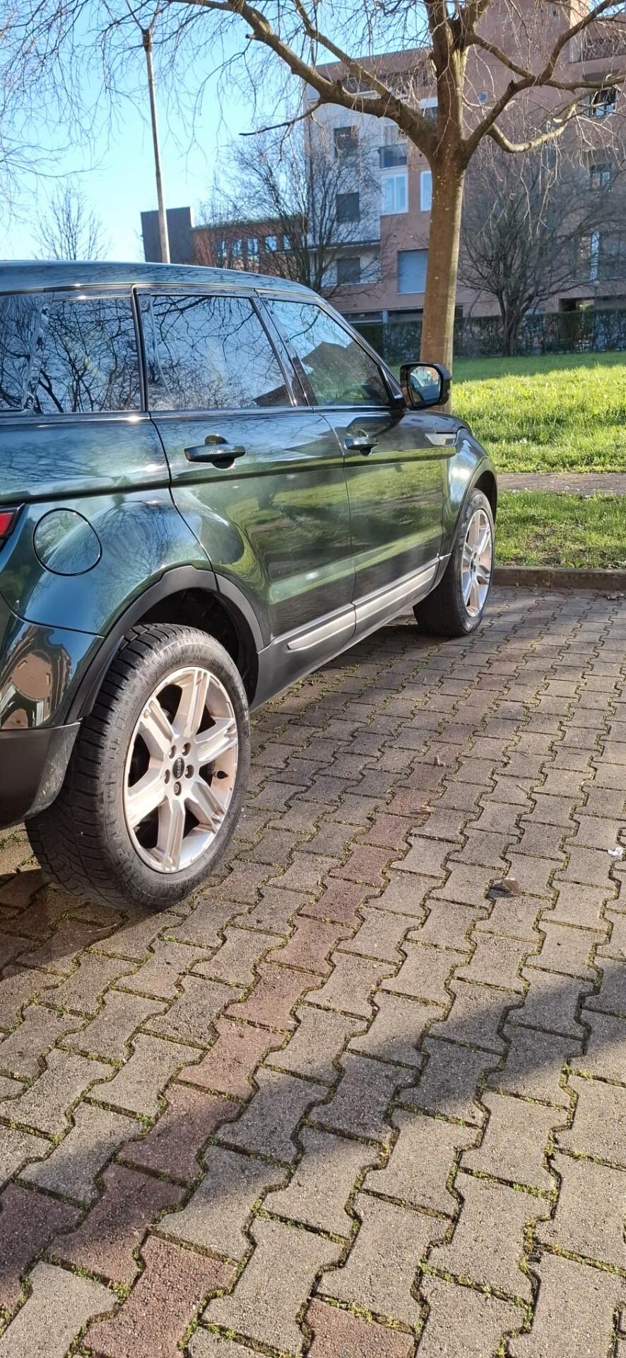 Land Rover Range Rover Evoque Range Rover Evoque 2.2 TD4 5p. Prestige