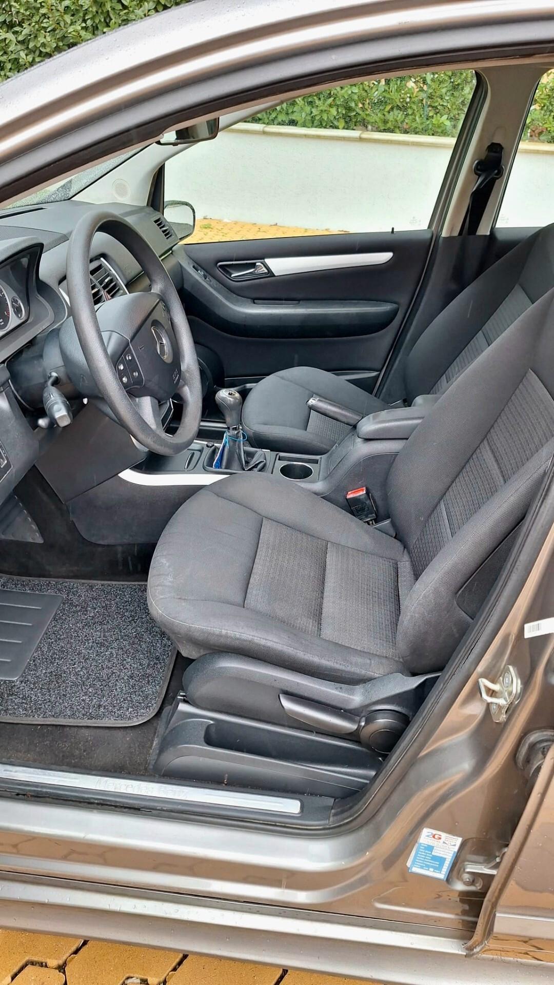 Mercedes-benz B 180 D Unipropr.