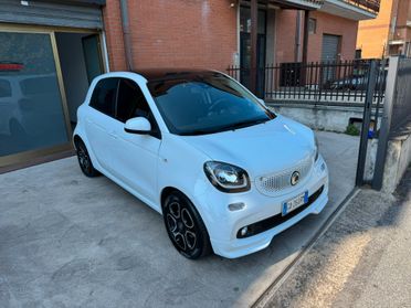 Smart ForFour 90 0.9 Turbo Brabus Style