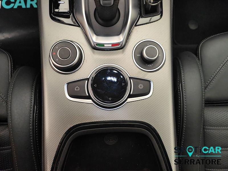 Alfa Romeo Stelvio 2023 2.2 t Veloce rwd 160cv auto
