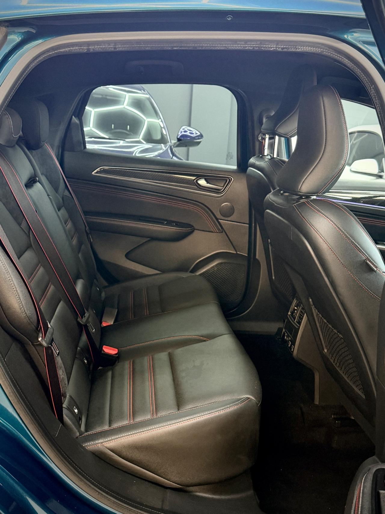 Renault Arkana Hybrid E-Tech 145 CV R.S. Line
